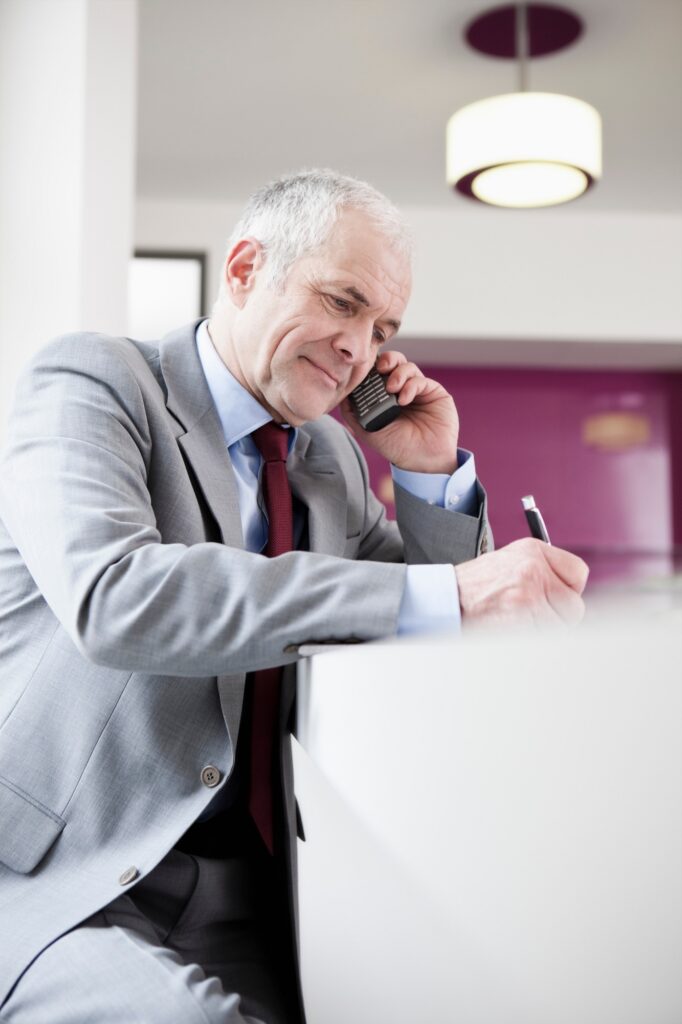 Executivo com mais de 60 anos trabalhando